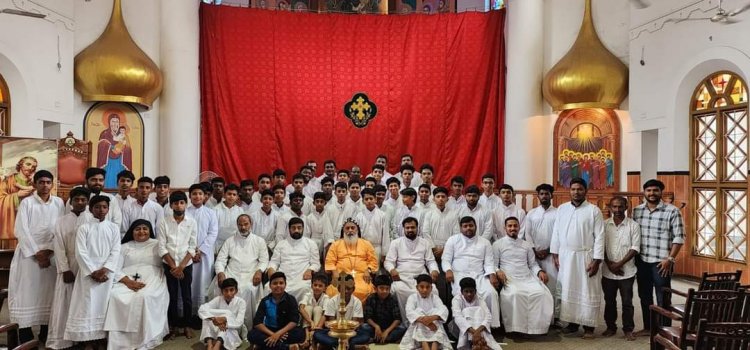 മദ്ബഹ ശുശ്രൂഷകരുടെ സംഗമവും പരിശീലനവും നടന്നു.