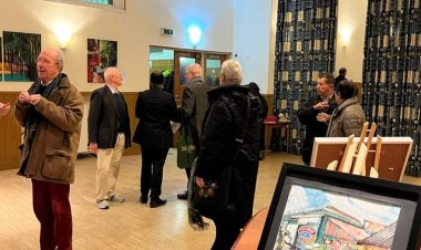 വിയന്നയിൽ നിറങ്ങളിൽ മായാജാലം ഒരുക്കി മലയാളി വൈദീകൻ